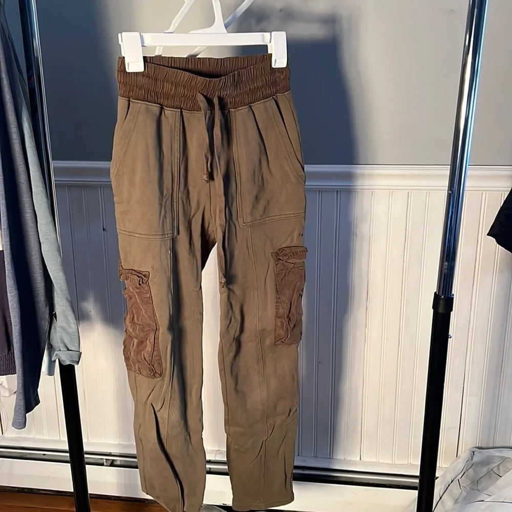 FABLETICS joggers - Picture 1 of 2